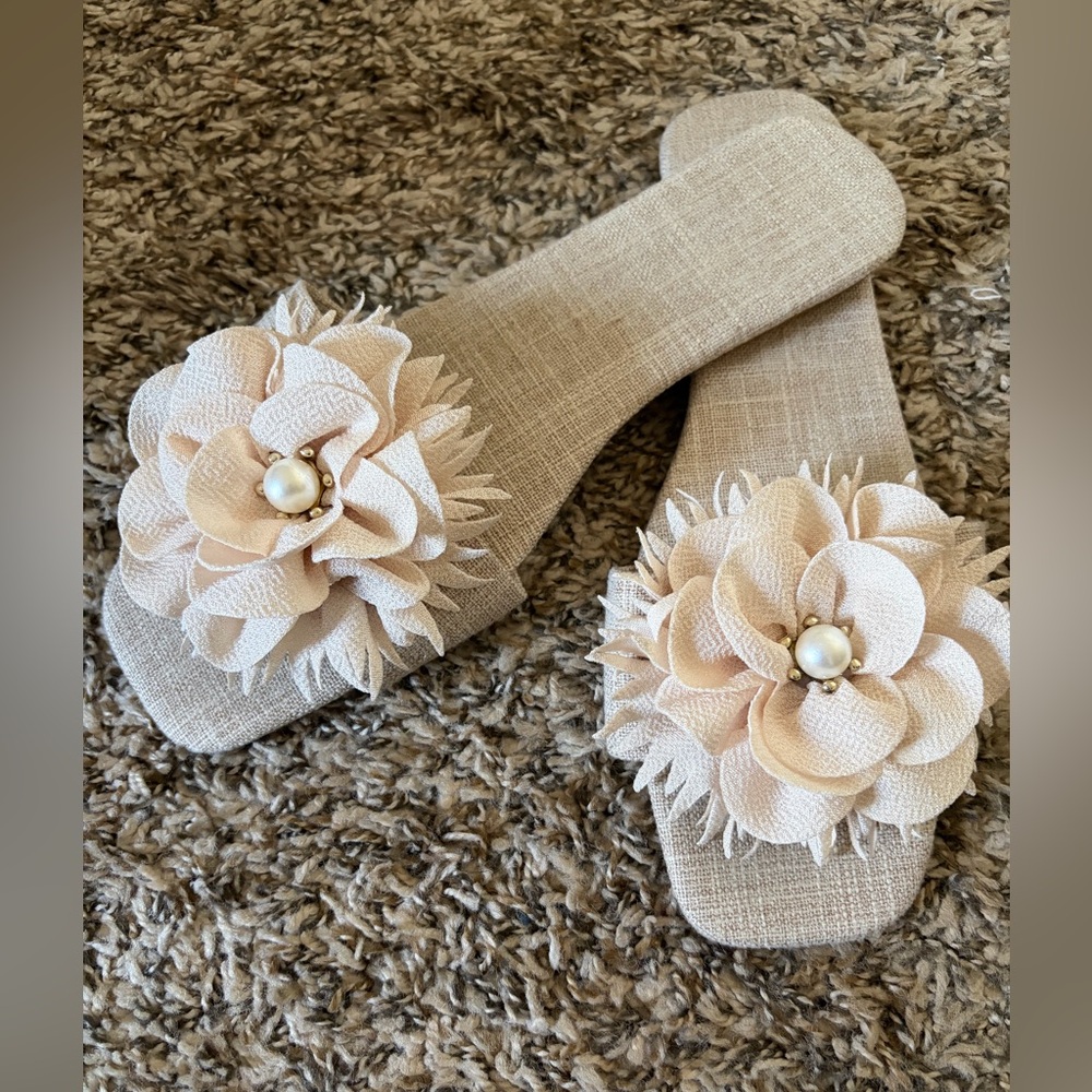 Floral Embellished Sandals with Pearl Accent